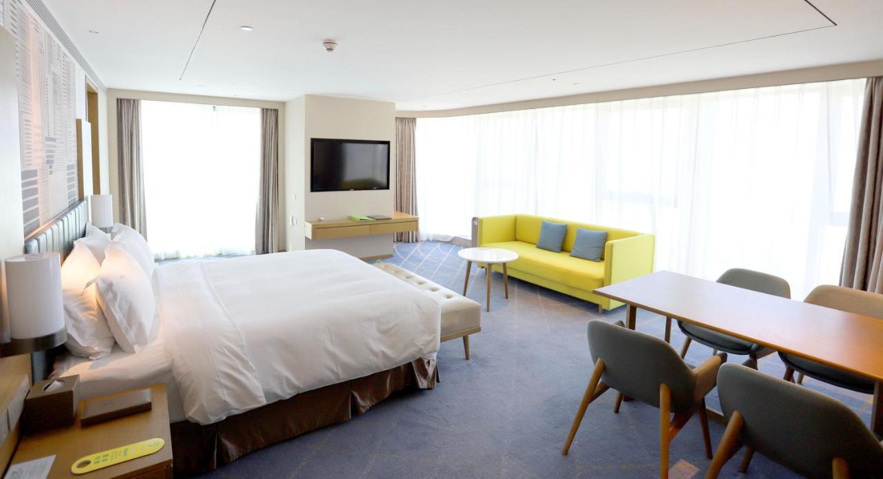 Holiday Inn & Suites Lanzhou Center, An Ihg Hotel Екстер'єр фото