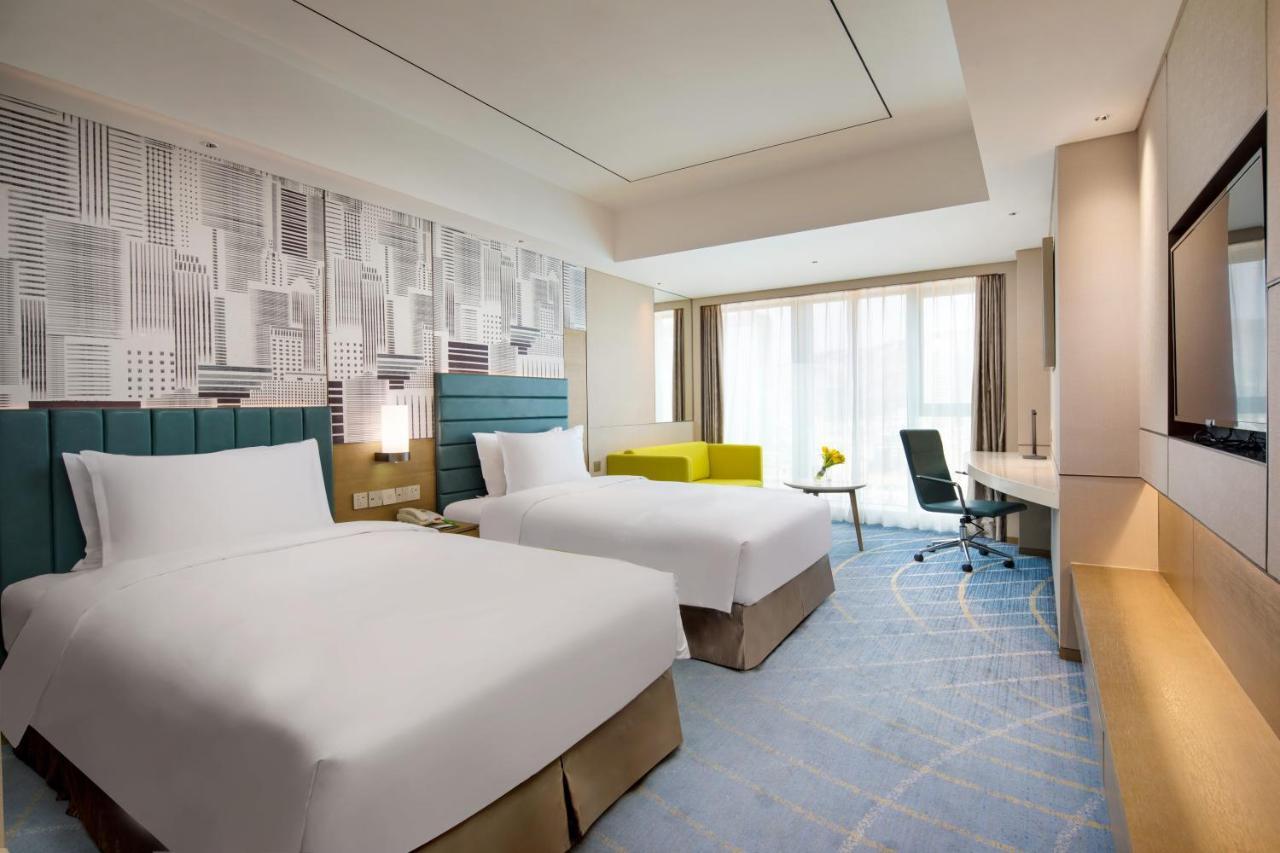 Holiday Inn & Suites Lanzhou Center, An Ihg Hotel Екстер'єр фото